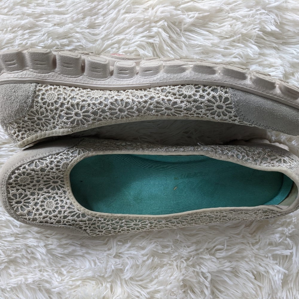 SKETCHERS WOMENS CUTE COMFORTABLE